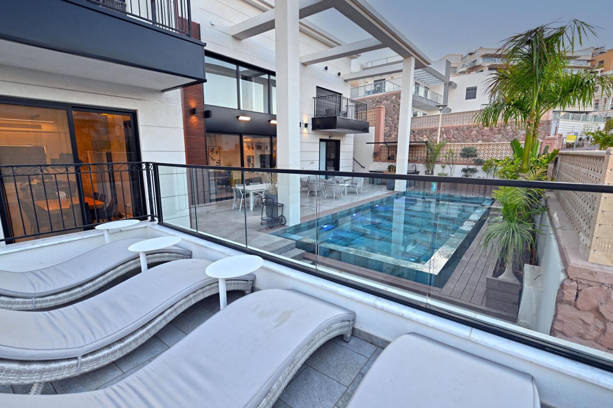 Villa Six Eilat Eksteriør bilde